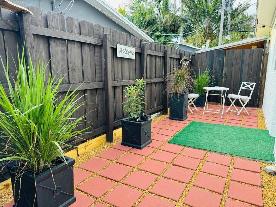 Studio With Terrace Near Hard Rock-Patio Холивуд Екстериор снимка